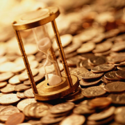 富裕，属于口袋装满快乐的人--花开时间喵-佚名