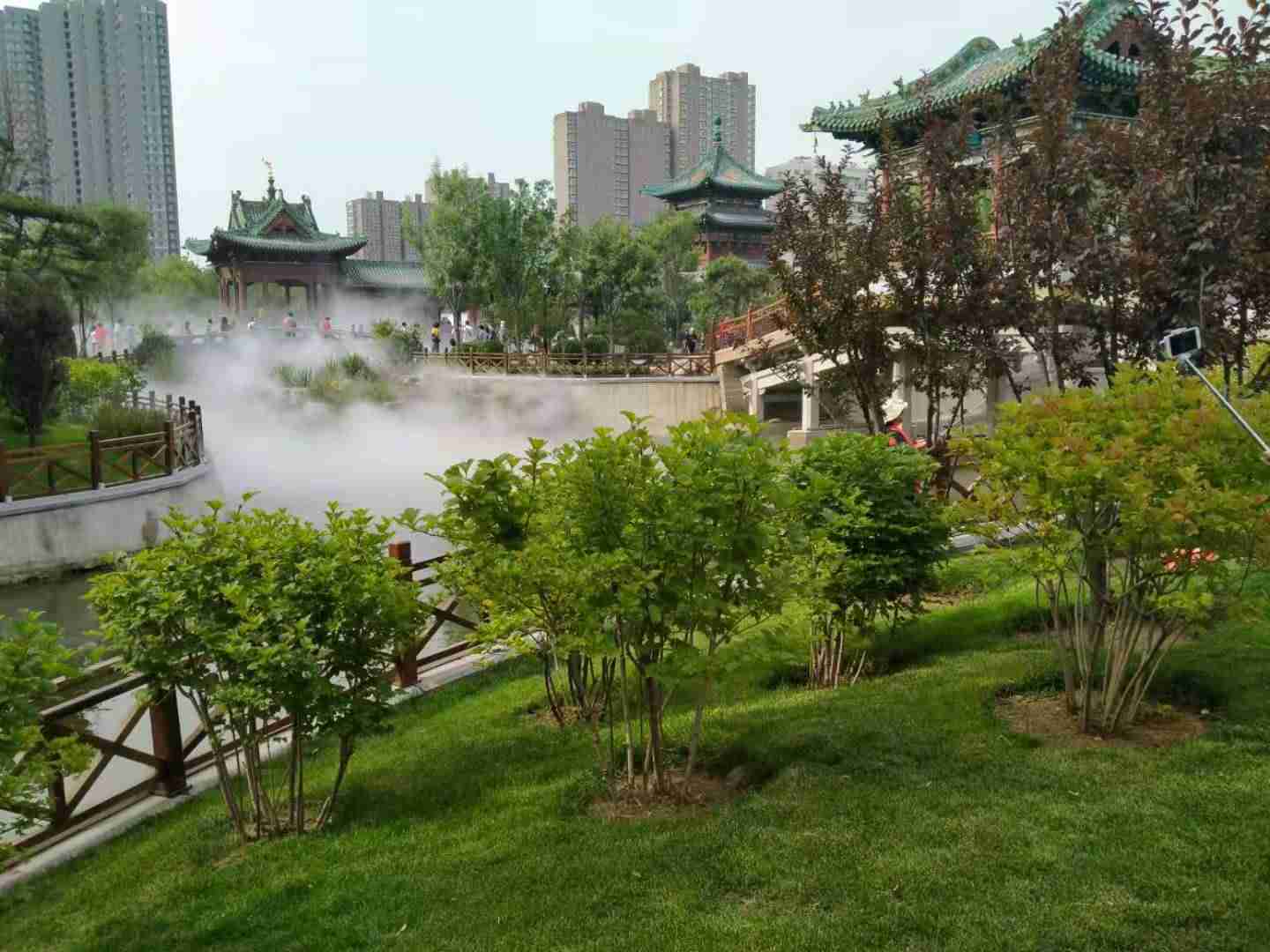 精美散文--一丝烛光-佚名