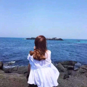每日练习--海豚helen-佚名