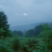 月光下的冥想：钢琴曲与夜晚的宁静|安静|美梦|助眠音乐|治愈|纯音乐|催眠曲|钢琴曲纯音乐-佚名-iMerl