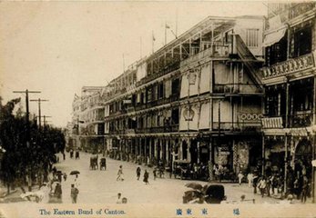 现代散文朗诵--雨声嘀嗒-佚名